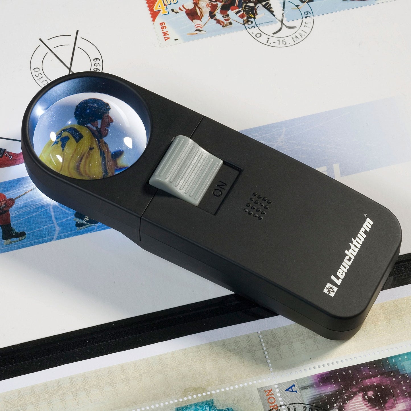 Hand-held 7X